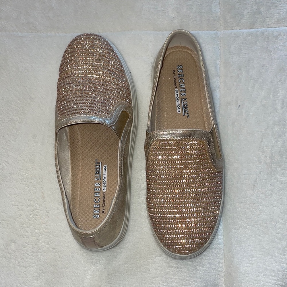 Sparkly low top shoes